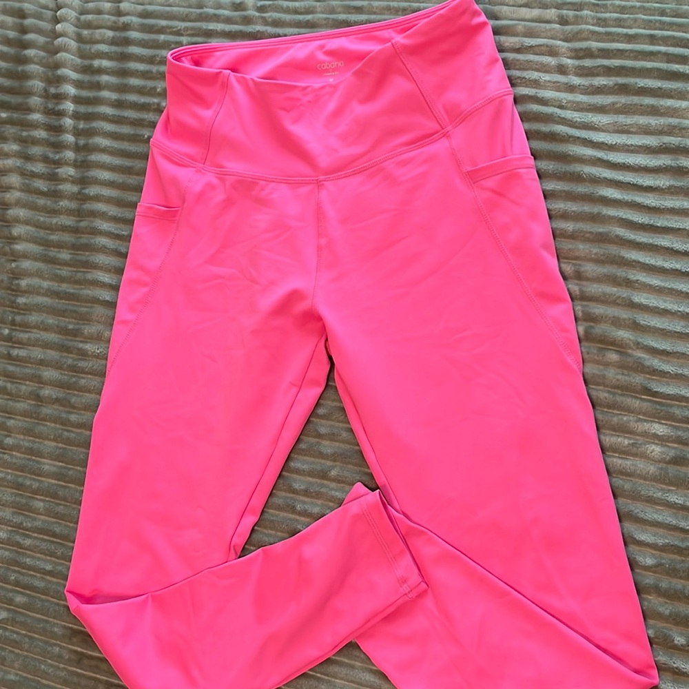Pink leggings.